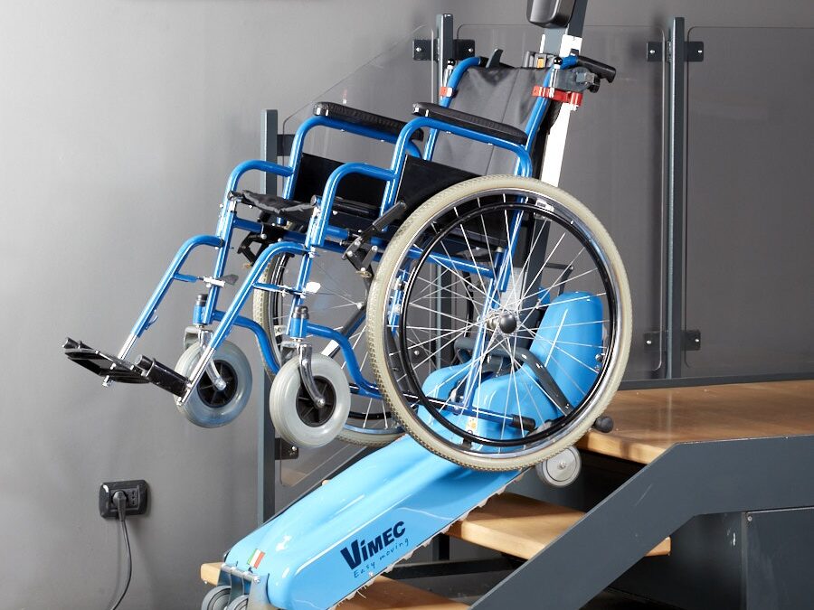 Schodołazy gąsienicowe kroczące: ułatwienia dla seniorów i niepełnosprawnych ruchowo.